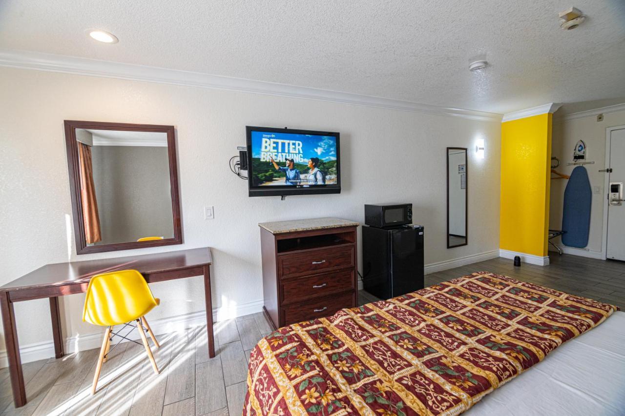 Hospitality Inn San Bernardino Ngoại thất bức ảnh