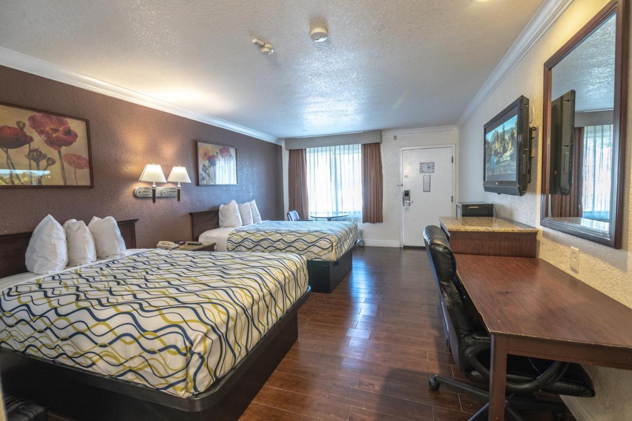 Hospitality Inn San Bernardino Ngoại thất bức ảnh