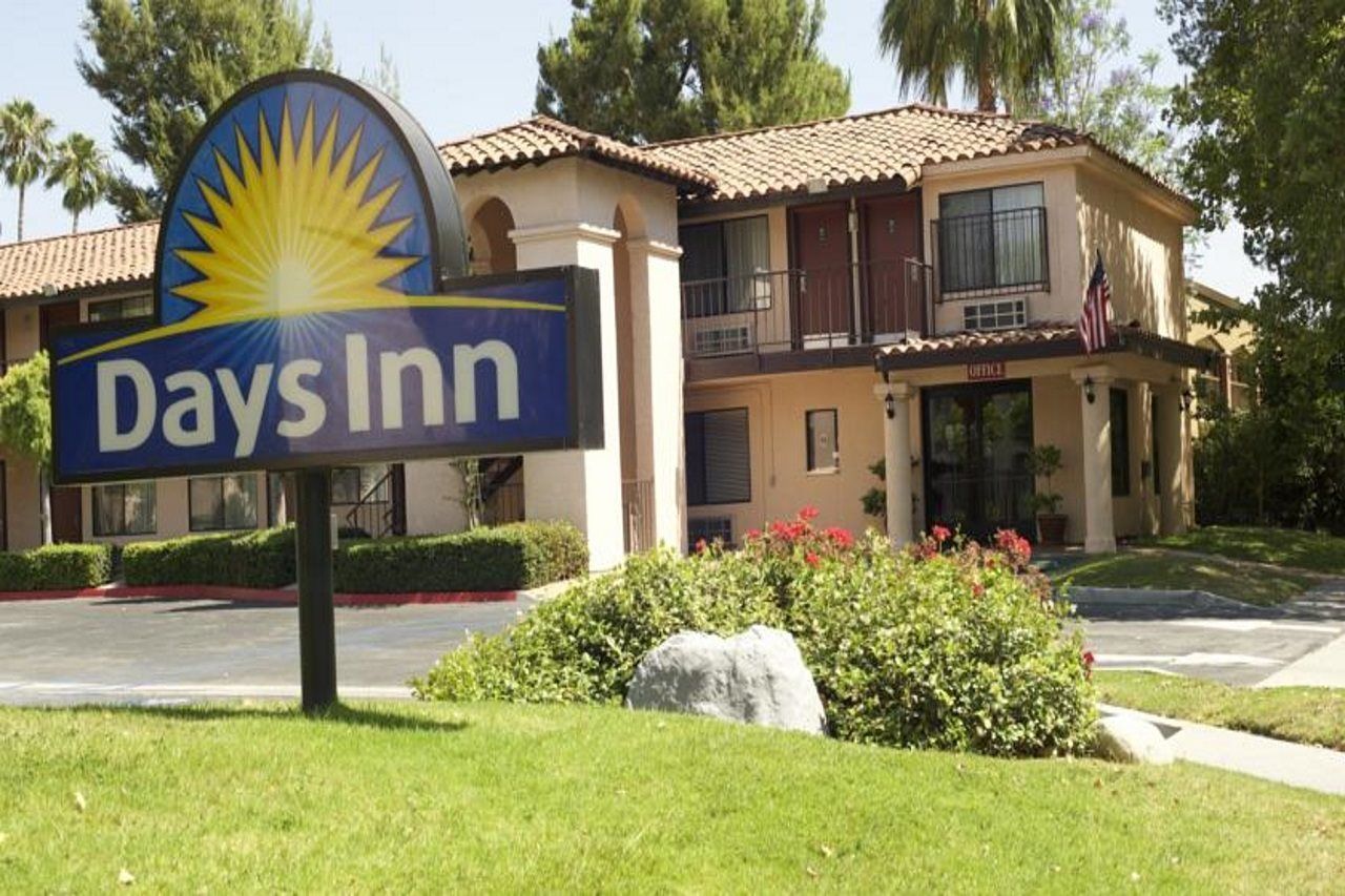 Hospitality Inn San Bernardino Ngoại thất bức ảnh